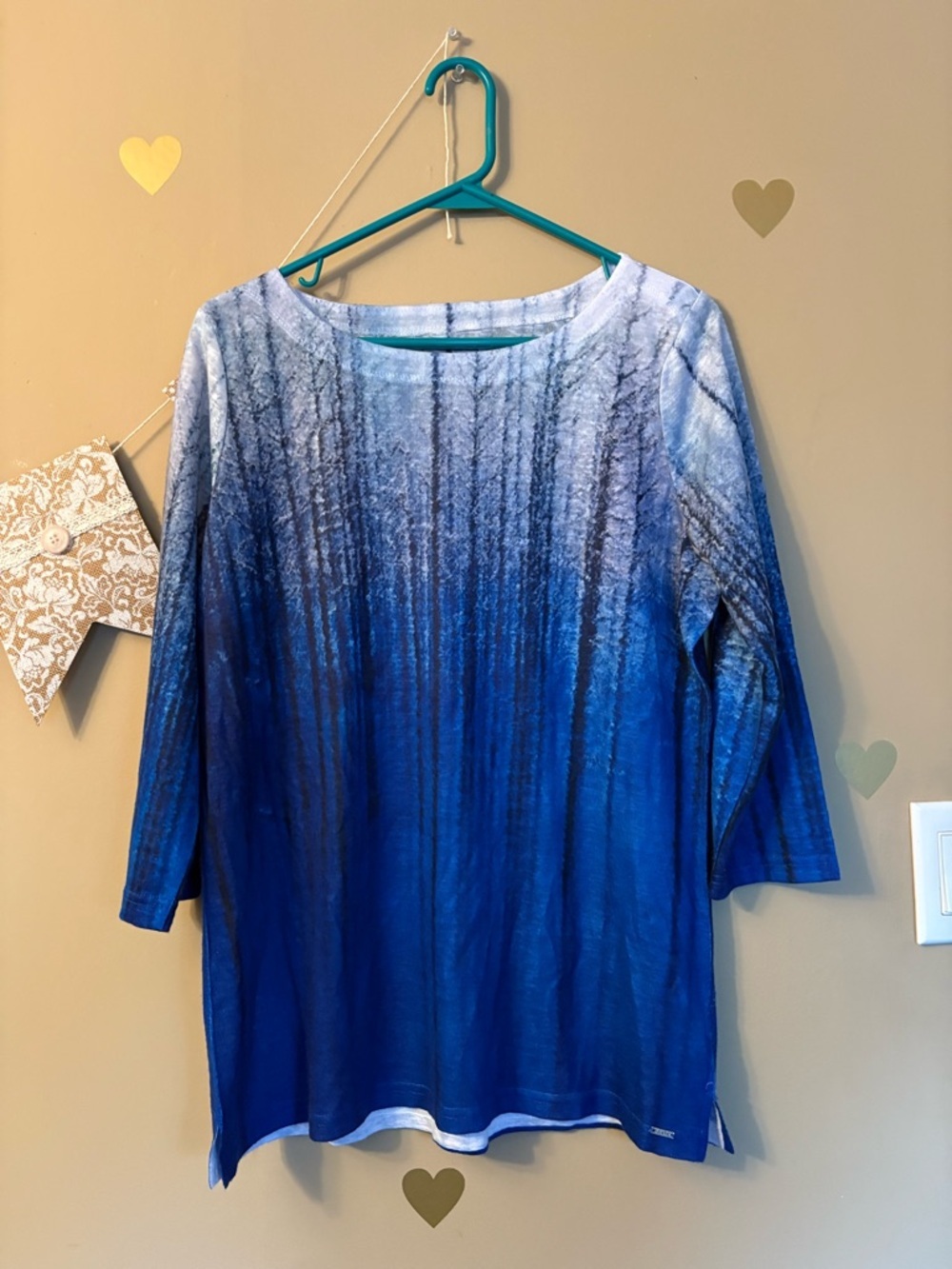 FDJ Ombre Forest Print 3/4 Sleeve Knit Top - Picture 2 of 9